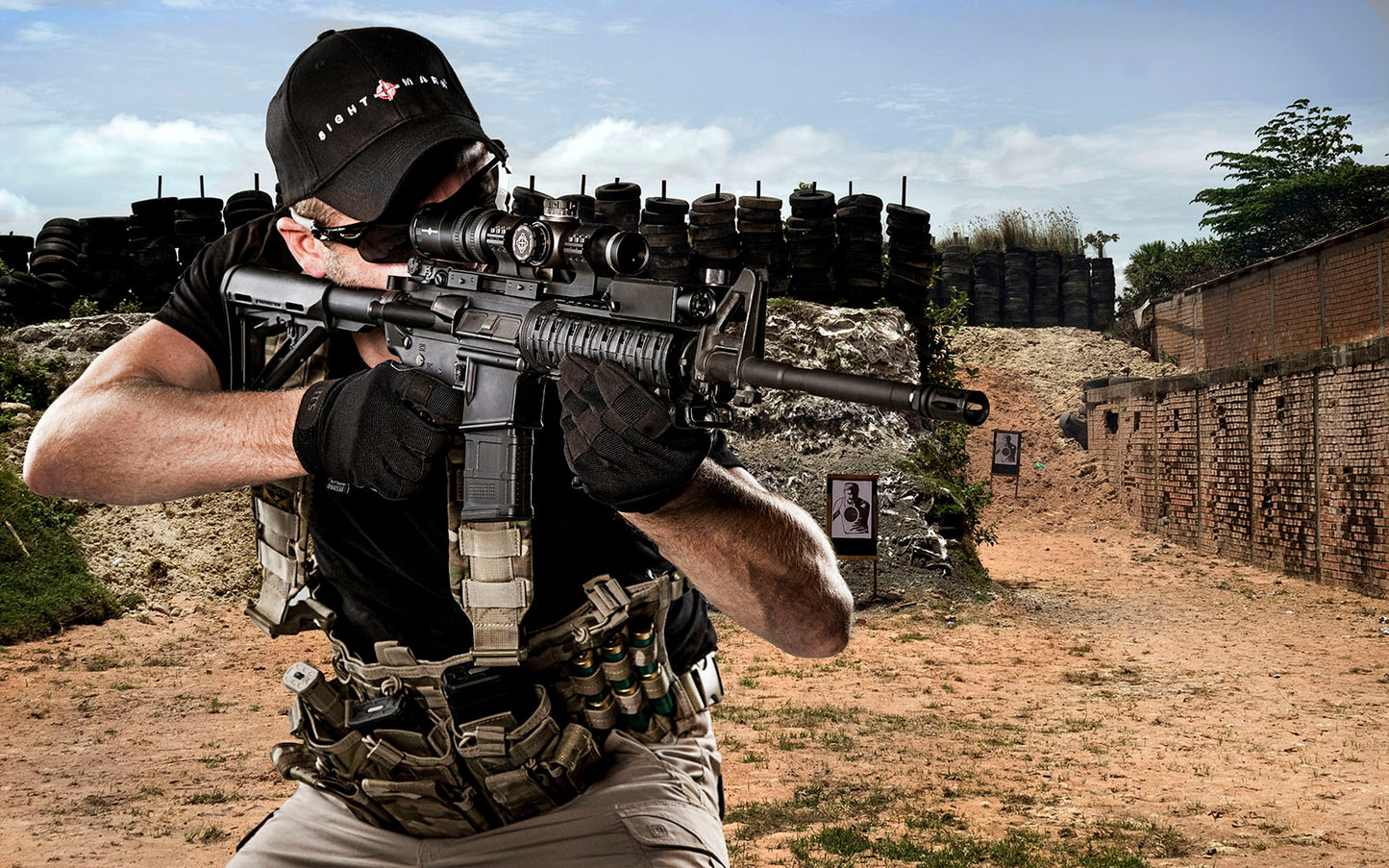 Pinnacle 1-6x24AAC Rifle Scope