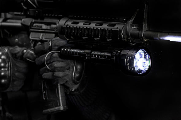 SS2000 Weapon Mounted Flashlight